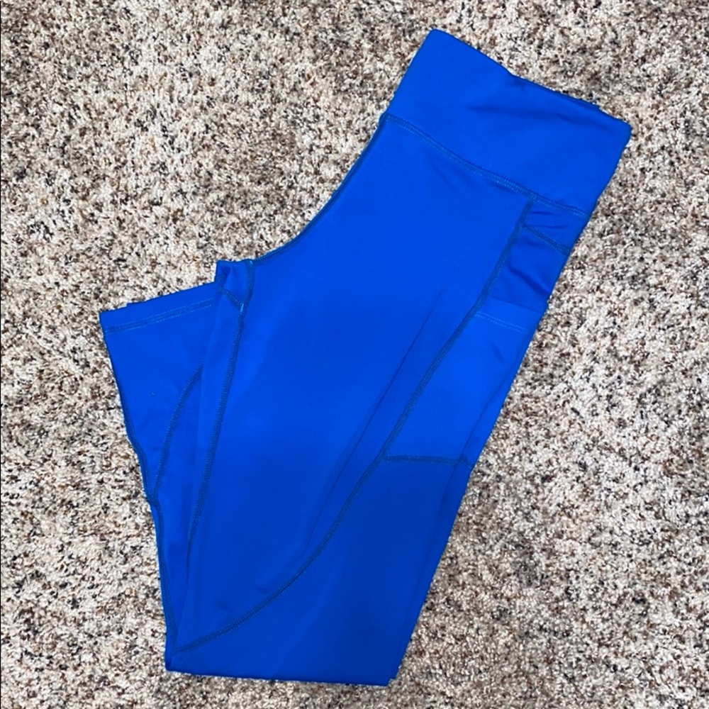 Zyia Crop Size 8-10